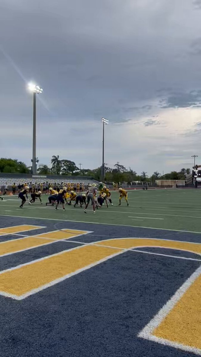 2027 Four-Star Miami WR Target Julius Jones Throwing Up The U After TD Here At St. Thomas Aquinas Spring Game.