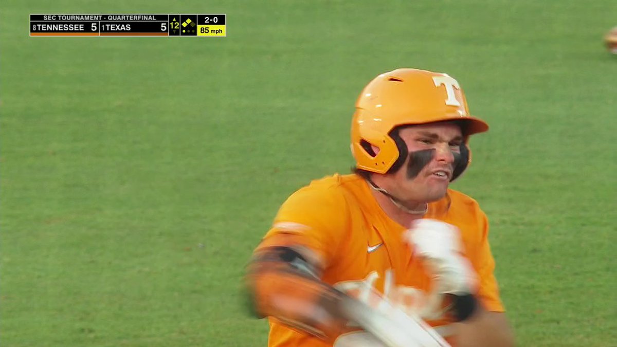 ELECTRIC swing to put Tennessee Baseball up TWO in the 12th 🍿