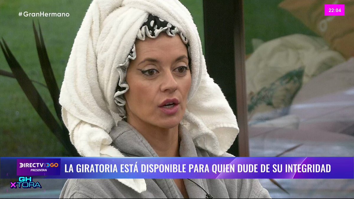 EUGENIA Y SELVA ACABANDO CON LA FALSA DE SANDRA OH