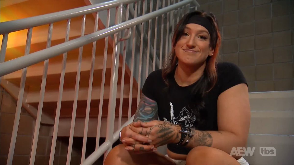 A word of warning from Kris Statlander to Willow Nightingale! Watch #AEWCollision on TBS & MAX