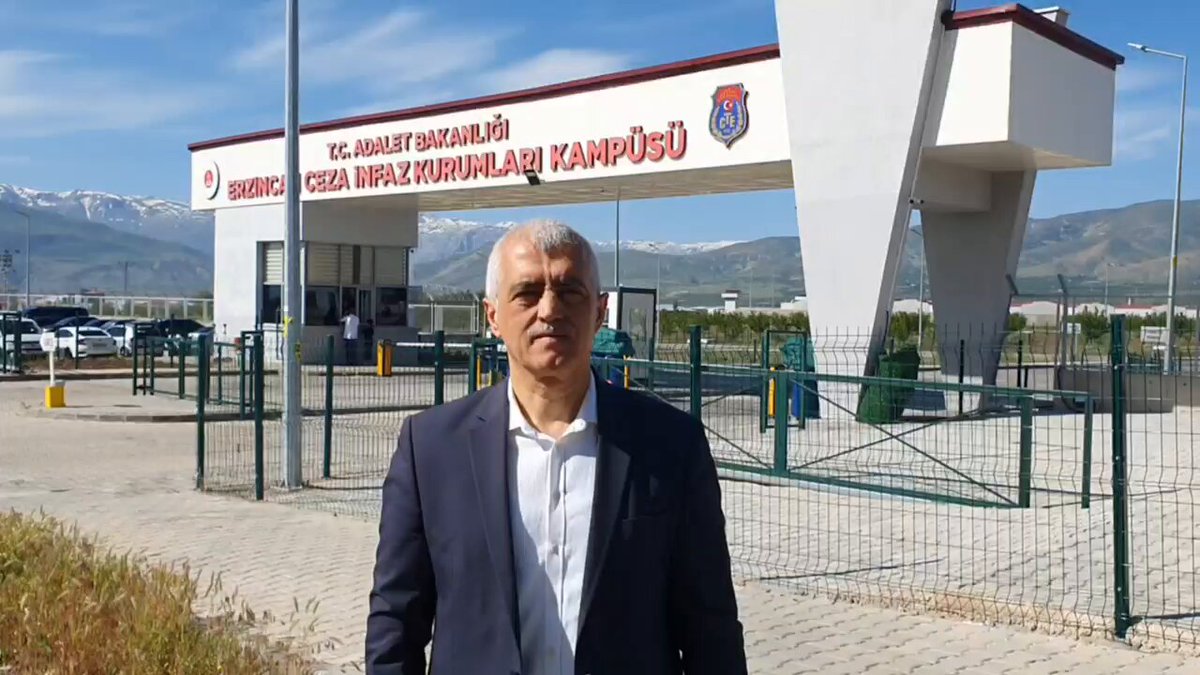 Herkese merhaba, günaydın. Erzincan'dayım. Can Erzincan'da cezaevini ziyaret edeceğim. Bugün farklı kesimlerden mahpusları ziyaret edip idarecilerle görüşeceğim.