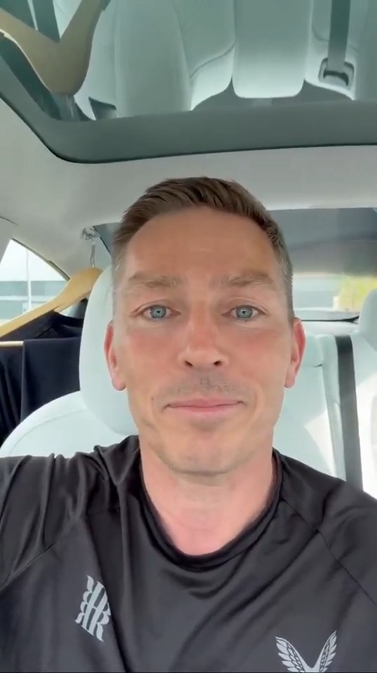 A message from our former captain ❤️ Matt Holland 🤳 #cafc | Charlton Athletic Ex-Players' Association