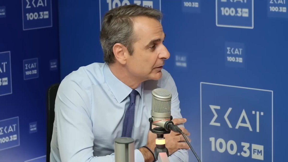 ΜΗΤΣΟΤΑΚΗΣ: ΔΕΝ ΥΠΗΡΞΕ ΠΑΡΑΝΟΜΟ ΦΟΡΤΙΟ ΑΡΑ ΔΕΝ ΥΠΗΡΞΕ ΟΥΤΕ... ΣΥΓΚΑΛΥΨΗ! Ο Χιώτης του πασάρει ως δεδομένο πως «ίδρωσαν αλλά πέταξαν από πάνω τους την κατηγορία της συγκάλυψης» (!!!) και εκείνος απαντά με επιχείρημα που δεν θα έπειθε ούτε 5χρονο: «Υπήρξε μια απίστευτη επιχείρηση παραπληροφόρησης με σκοπό να πληγεί η κυβέρνηση και εγώ προσωπικά ως υποτίθεται εγκέφαλος κάποιας συγκάλυψης η οποία απεδείχθη ότι δεν έγινε ποτέ επειδή δεν υπήρξε ... φορτίο παράνομο.»