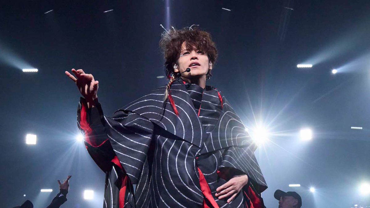 #宮野真守DRESSING 異彩を放った衣装から…💭 ▶「繭」が公開🌃 🔗動画はこちらから！ ▶Blu-ray&amp;DVDご予約はこちら【6/4発売】 ⏰次回公開【ライブダイジェスト】 来週5/30（金）20:00〜 #宮野真守