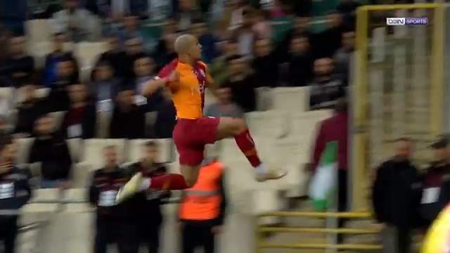 🗓️ 17 Mart 2019 🦁 Sofiane Feghouli, Bursa'da geri dönüşü tamamlıyor! 🌟 Beşinci yıldızın dünü ve bugünü… #beINSPORTS