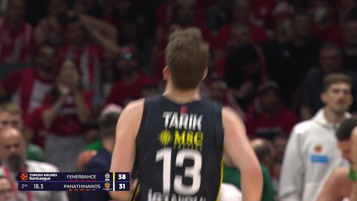 Panathinaikos karşısında ilk yarıda Tarık Biberovic: 10 Sayı 2/3 İki Sayı 2/5 Üç Sayı