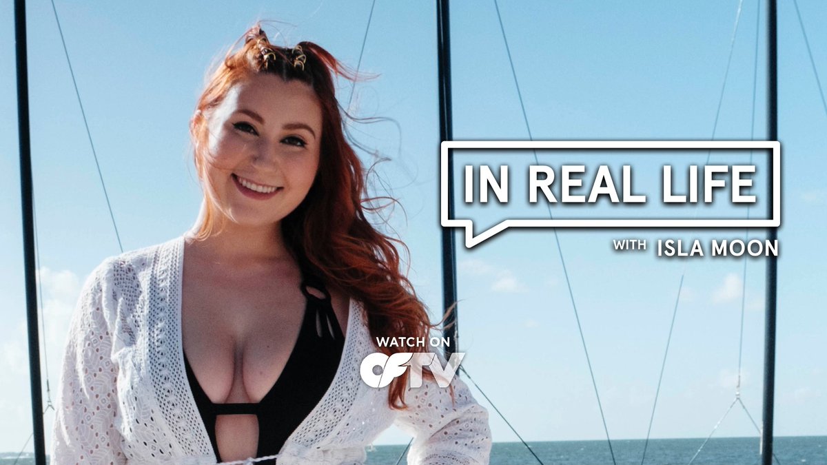 🏄‍♀️ @IslaMoon98 is doing it... a brand-new episode of #IRL! 📺 Stream the fun at sea: