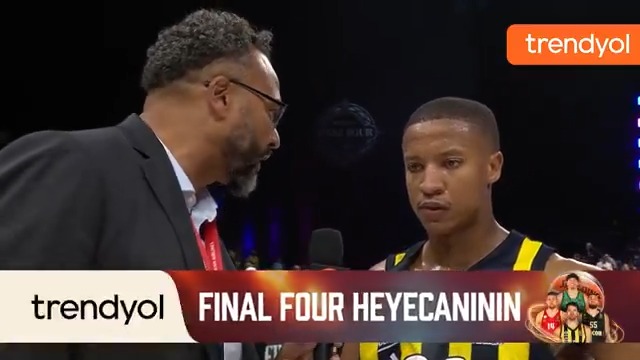 EuroLeague Final Four Resmi Partneri Trendyol; basketbol heyecanının yanında! Trendyol TrendyolAR Devon Hall'un devre arası açıklamaları sizlerle! 👀
