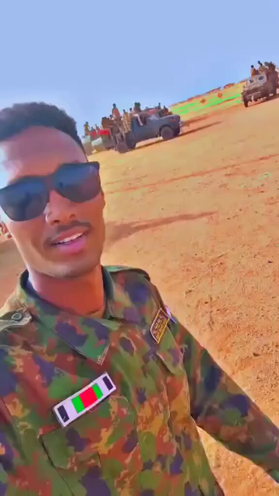 🚨🔥 اشتعلت معارك النهاية في غرب السودان ! قواتنا تنتشر بكثافة في كل محاور كردفان تحت غطاء جوي محكم..والمليشيا تحاول الالتفاف فتُحاصر وتُحرق وتتكبد الخسائر في كل جبهة 🔻 بعد السيطرة على الدبيبات والمناطق الطرفية المحيطة..تتحرك قواتنا الآن بالواضح والمكشوف ما بالدس نحو عدة محاور أبوزبد..وهبيلا..الفولة وبارا ..الدلنج بخطة دقيقة وساحقة هذه ليست مجرد عمليات… إنها معركة كرامة تُحسم وتاريخ يُكتب بفضل الله وثم بالنار والعزيمة 🇸🇩💥 نصر من الله وفتح قريب ✍️ مكاوي الملك #السودان_ينتصر #العدو_واحد #الإمارات_تدعم_الإرهاب #الإمارات_ترعى_الإرهاب #الإمارات_تقتل_السودانيين