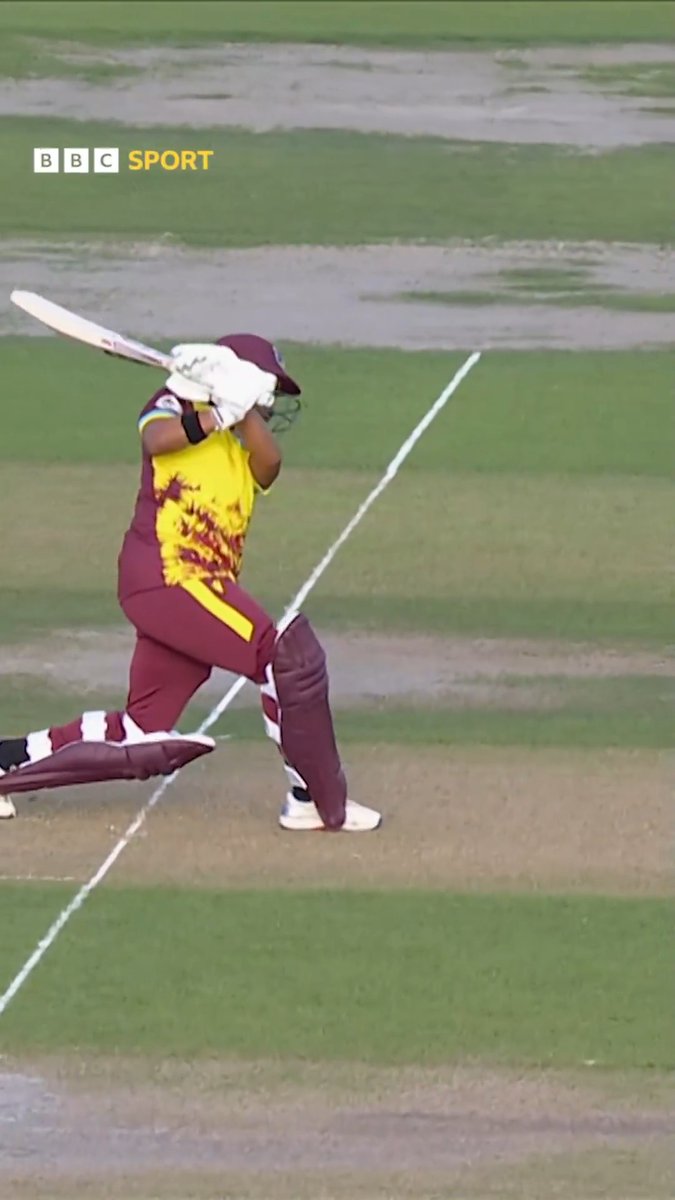 England's Sophia Dunkley just plucked this out of thin air! 🔥