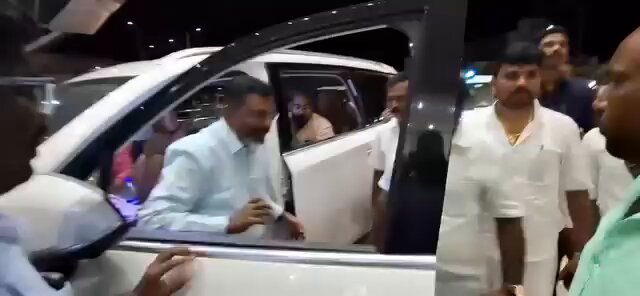 பாஜக தலைவர் நயினார் மற்றும் மத்திய அமைச்சர் முருகனுடன் ஓசிக மற்றும் திமுக தலீத் அணியின் தலைவருமான தெருமா சந்திப்பு..!!