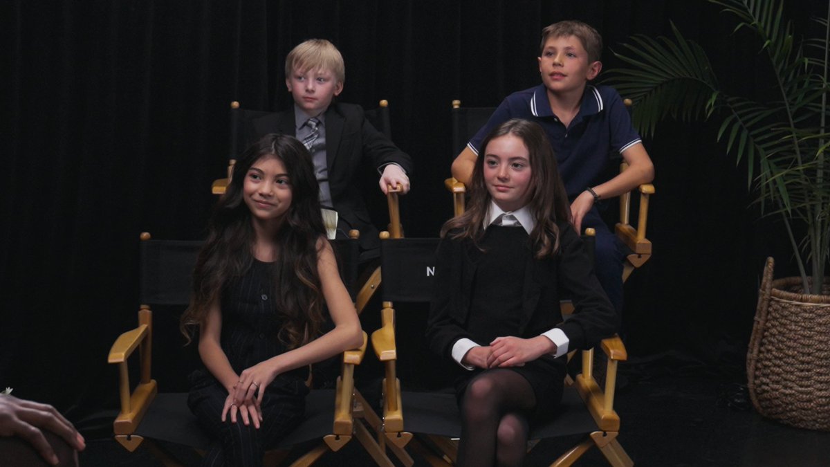 The Fountain of Youth cast went full method in their interview with Ju Ju!. #FountainOfYouth — Now Streaming on Apple TV+