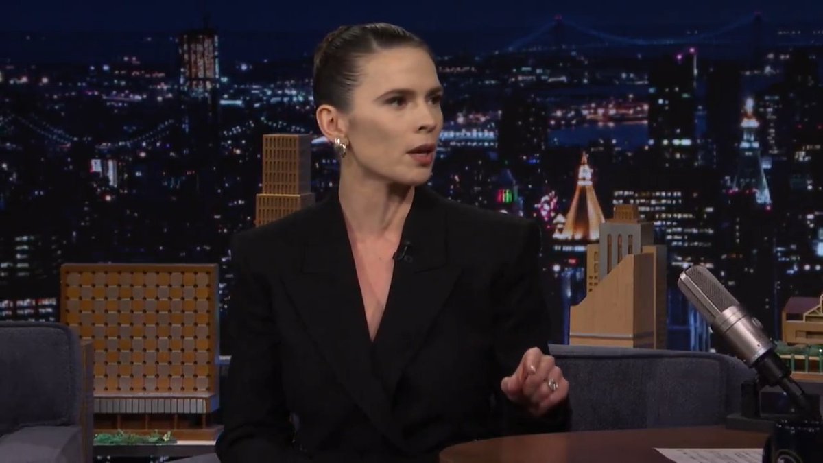Hayley Atwell can nail British and American accents! #FallonTonight