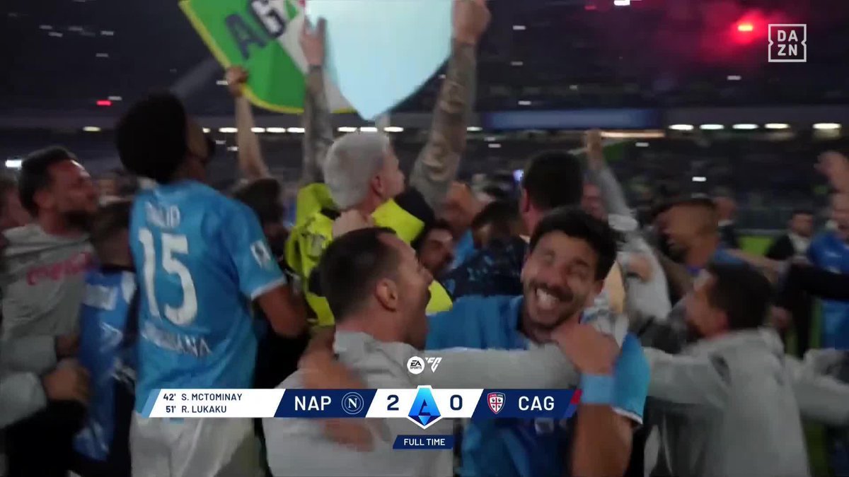 SE VIENE LA LOCURA ABSOLUTA EN LA CIUDAD. ¡EL NAPOLI CONSIGUE SU 4º SCUDETTO!🏆🔥 La celebración en Nápoles durará semanas 😂 #SerieAenDAZN 🇮🇹