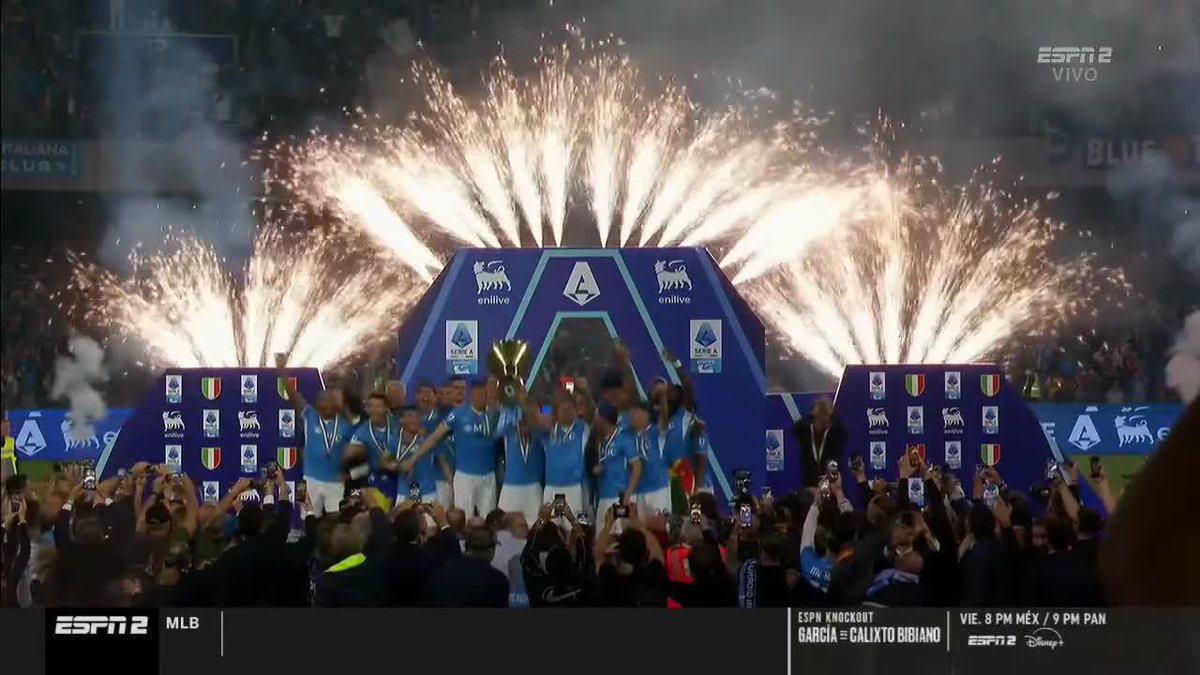 🏆 NAPOLI CAMPEÓN 🏆 ASÍ LEVANTAN LA COPA EN EL DIEGO ARMANDO MARADONA 🔥 #SereAxESPN
