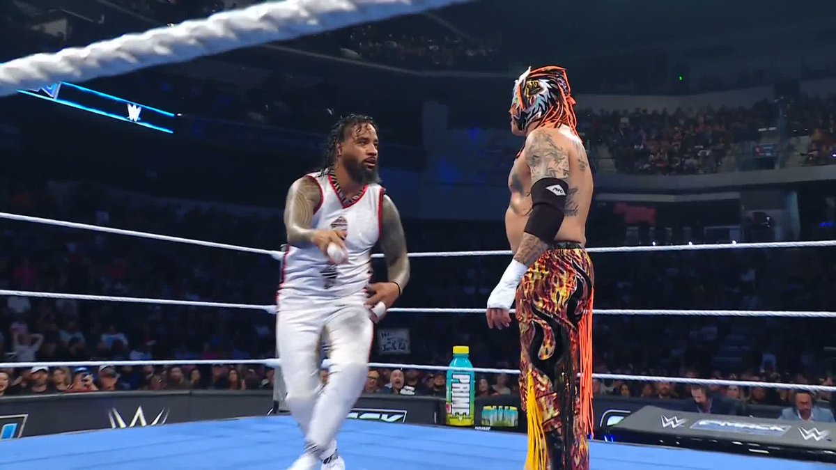.REY FENIX WWE is built different 😮‍💨 #SmackDown