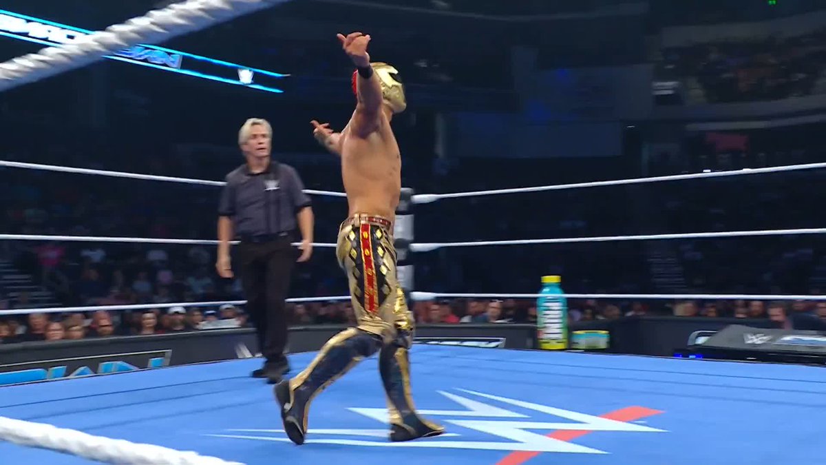 Fraxiom is ROLLING 😮‍💨 #SmackDown