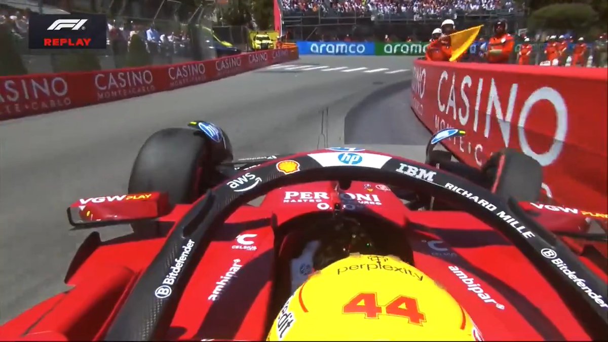 Hamilton hit the barriers at Massenet 💥 #F1 #MonacoGP