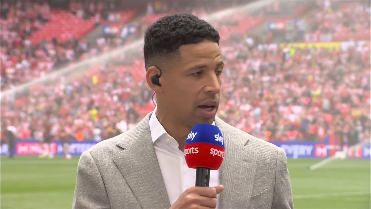 No one was safe from the Wembley sprinklers 😂💧