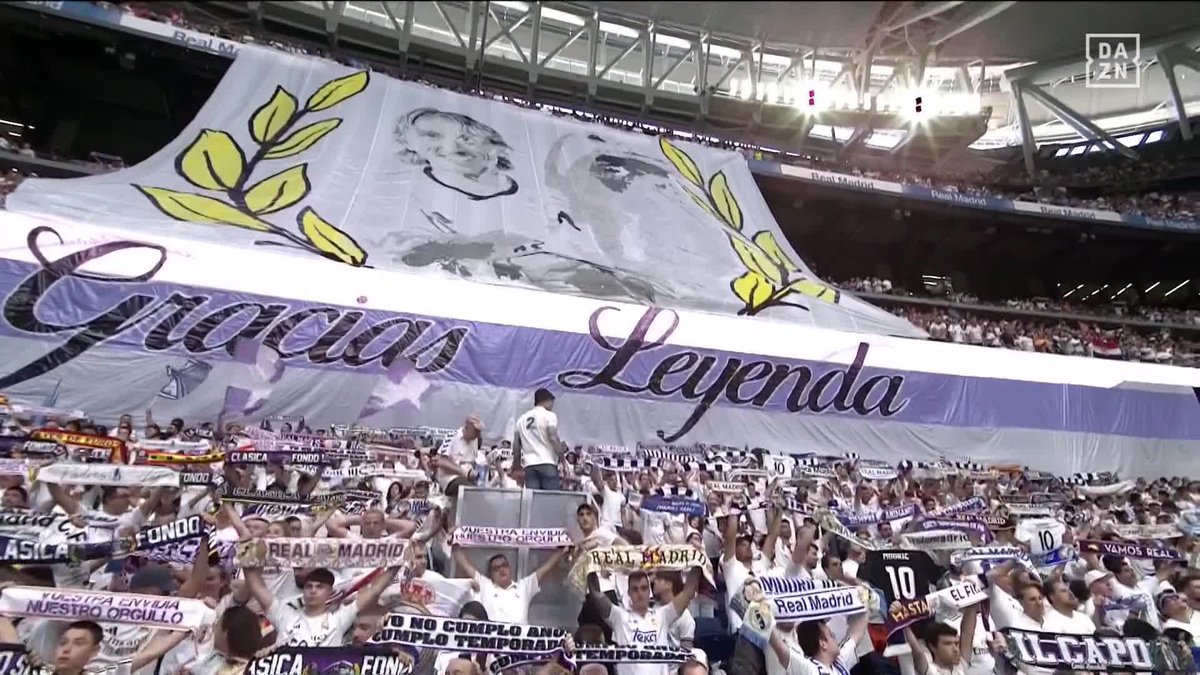 GRACIAS, LEYENDA 🤍 GRACIAS, CARLETTO ✨ El tifo del Santiago Bernabéu para despedir a Modric y Ancelotti 🤩 El Real Madrid dice adiós a dos de sus figuras más importantes #LALIGAenDAZN ⚽
