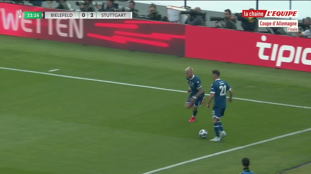 ⚡️ Stuttgart creuse l’écart en finale de la Coupe d’Allemagne ! Le Français Enzo Millot conclut une superbe contre-attaque pour punir l’Arminia Bielefeld #lequipeFOOT