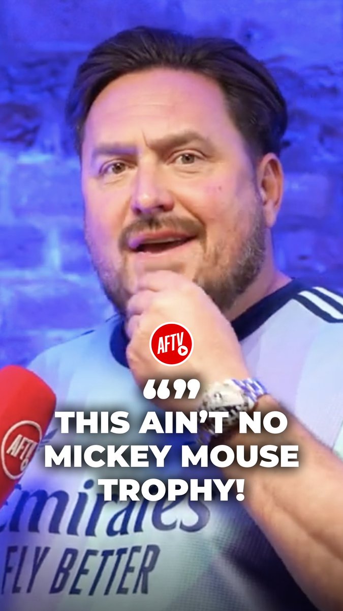 🗣️ “This isn’t no Mickey Mouse Europa League, this is the Champions League.” 🔥 #FanCams