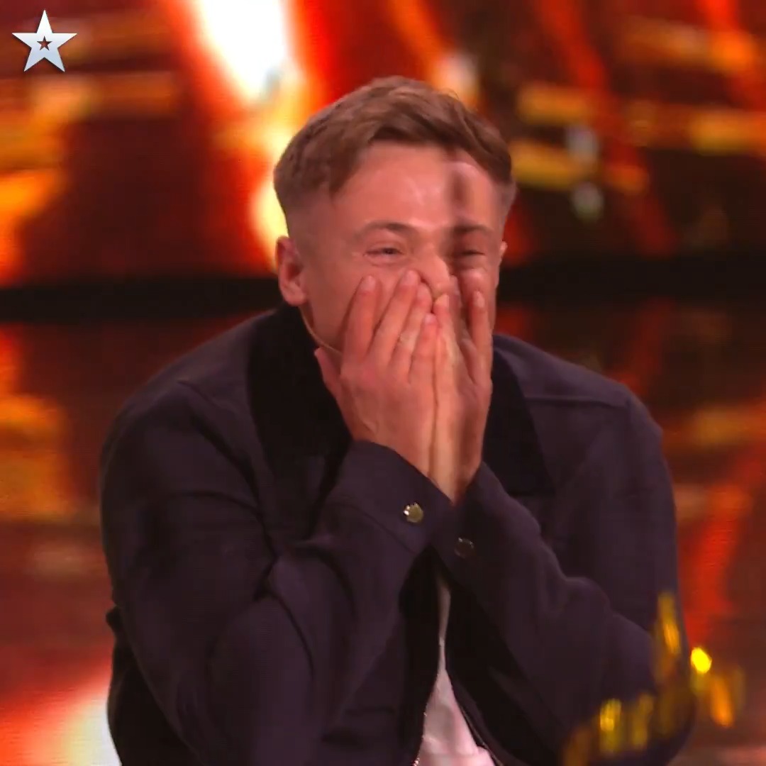 This was a #BGT Live Show first! 💍 Harry Moulding played magical matchmaker and received KSI's GOLDEN BUZZER! #BritainsGotTalent