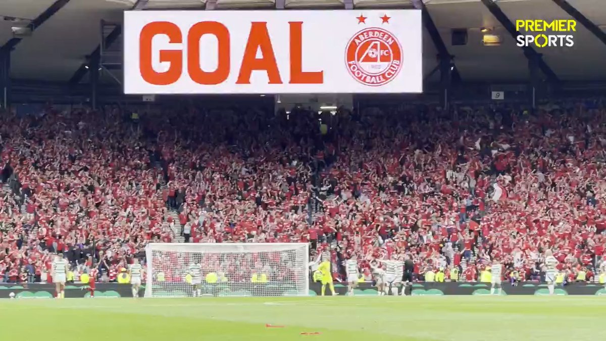 There's only one word for the scenes in the Aberdeen FC end at Hampden today: LIMBS 🙌🙌🙌 A pitchside view of the goal that sent the game to extra time and the reaction of the Dons fans in the stands 🔴🏆 #ScottishCup