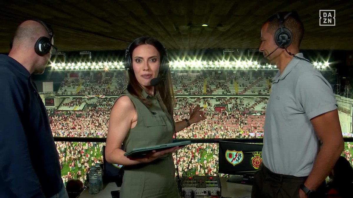 Hoy hacemos el programa desde Vallecas. Hoy hacemos el programa desde uno de los lugares más felices de la tierra 😍 Empieza #ElPost ⚽