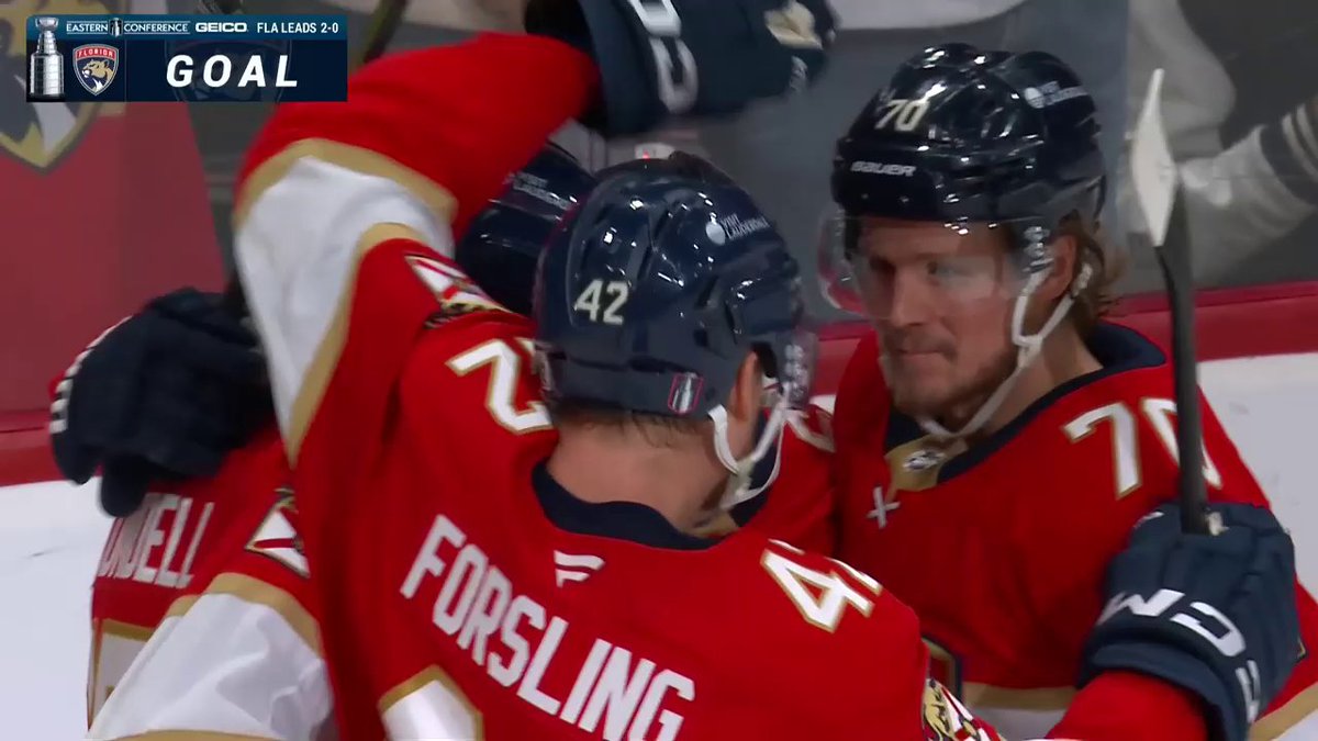 LUNDELL ➡️ MARCHAND Four goals in a span of 4:11 for the Florida Panthers... ridiculous #StanleyCup 🇺🇸: NHLonTNT & @SportsonMax ➡️ 🇨🇦: Sportsnet or stream on Sportsnet+ ➡️