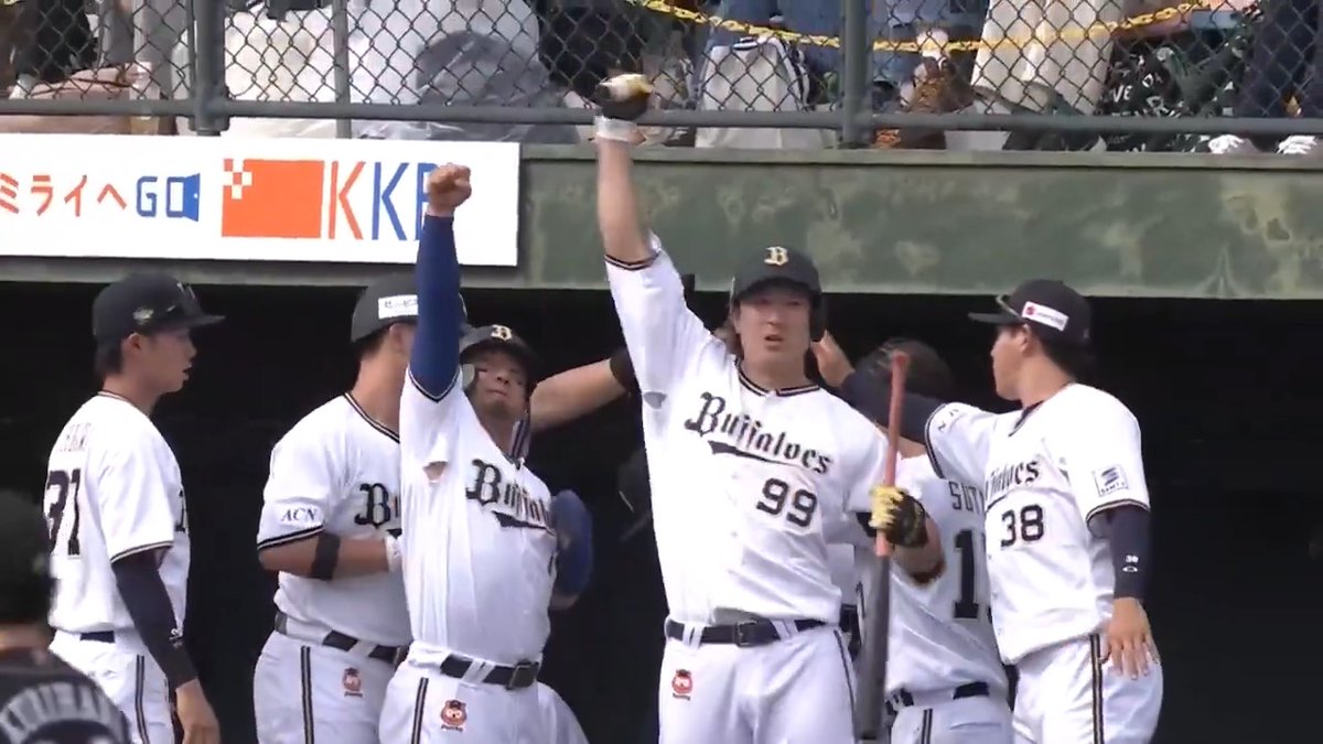 鹿児島で昇天ッ‼️✊ オリックス #杉本裕太郎 選手の3ランホームラン‼️🌈 #Bs2025 👇ライブ配信はこちら