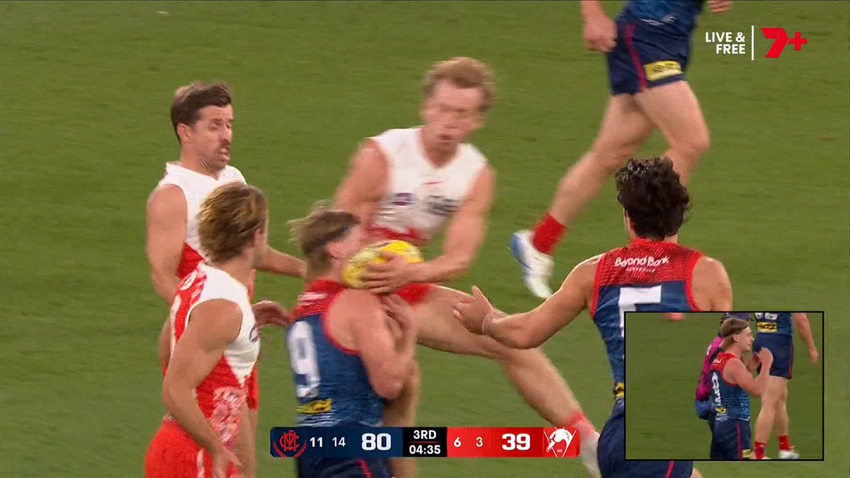 Charlie Spargo has been subbed out of #AFLDeesSwans following this incident with Callum Mills.