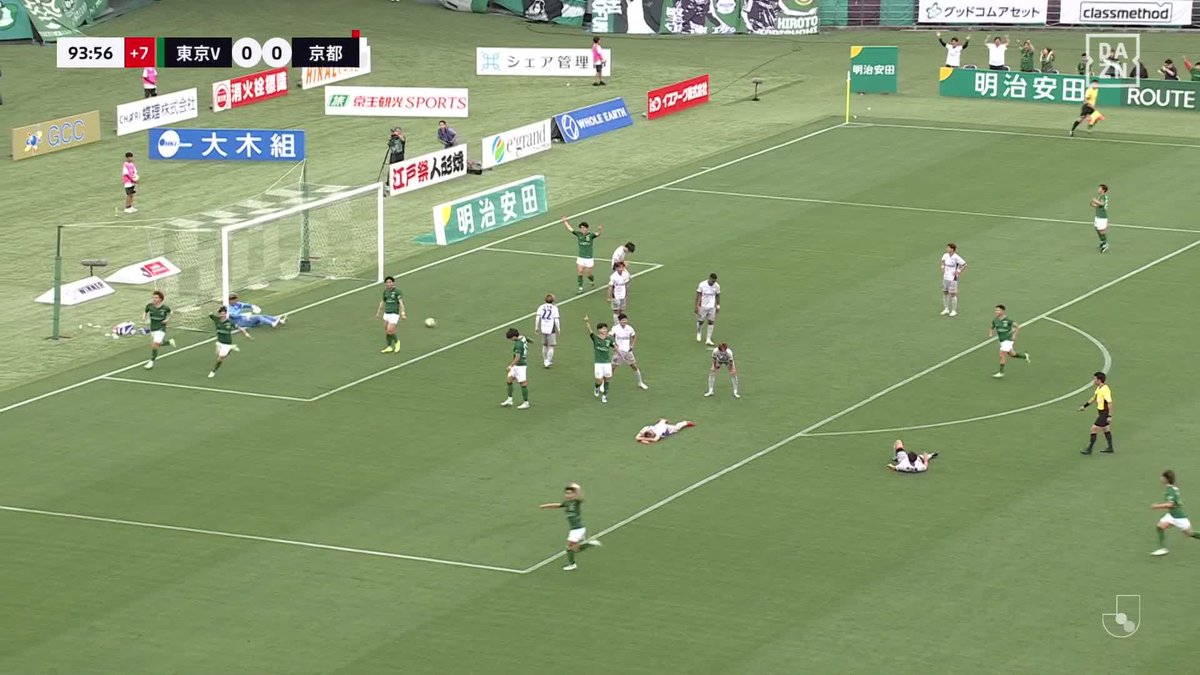 #モーメントブースター でシェアして盛り上がれ!​ ⚽️ゴール (93:54) 👟荒井 悠汰​​ 🆚東京ヴェルディ vs 京都サンガF.C. ​📺​DAZNでライブ配信中​ #DAZN #FanZone