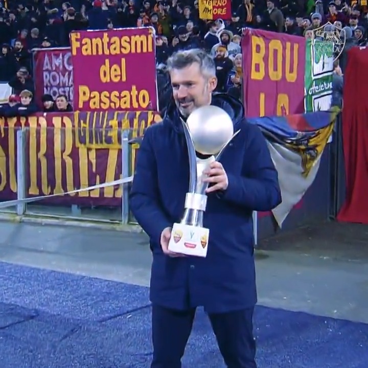🐺 Insieme abbiamo scritto la storia 💛❤️ #ASRomaFemminile