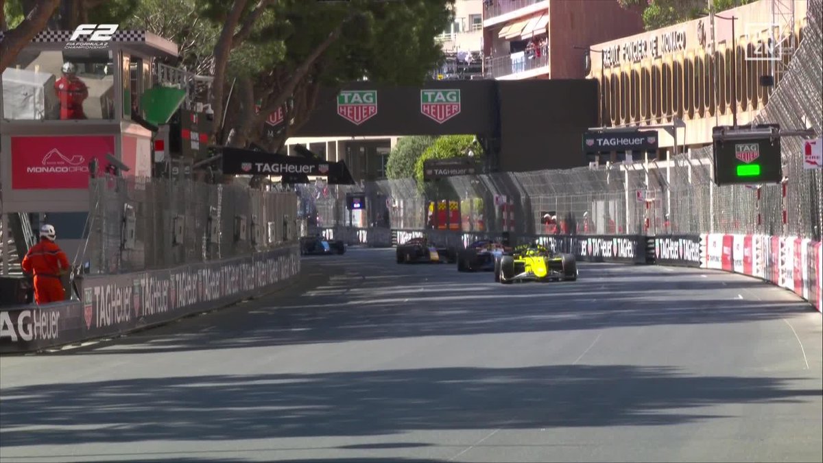 Solo 15 coches en pista. Puede pasar de todo 🔥 Resalida de la F2: #MonacoDAZNF1 🇲🇨