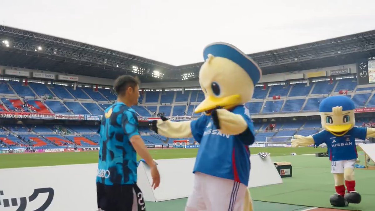 昨シーズンまで共に戦った #小池龍太 選手が、本日の試合後にファン・サポーターへ挨拶しました👏⚓️ #fmarinos