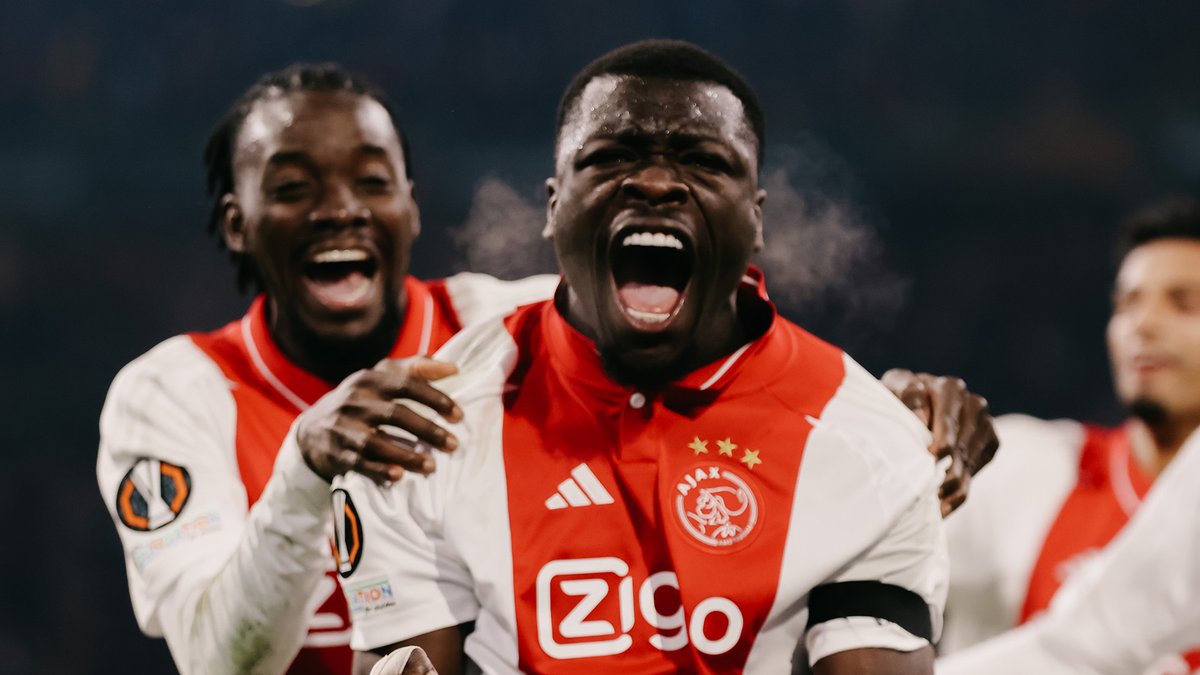 We love you Ajax, we do 🤍❤️🔥🤍