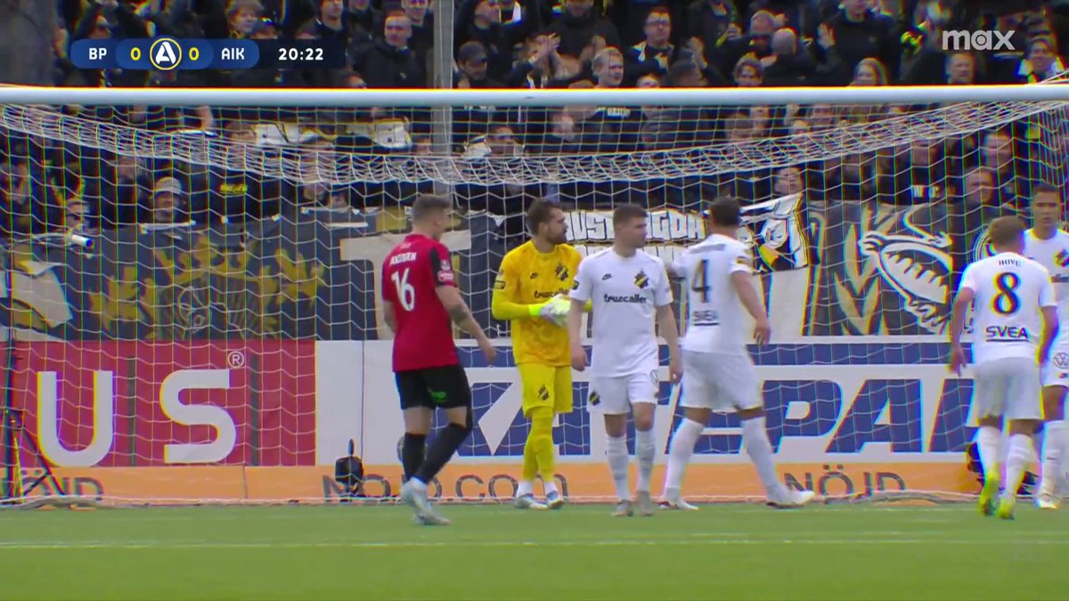 Kristoffer Nordfeldt räddar Daleho Irandusts straffspark! ⚫🟡 📲 Se BP - AIK på Max