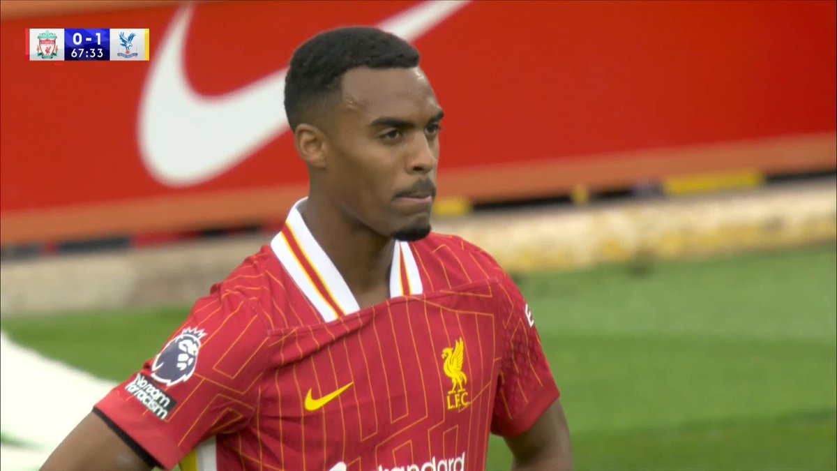 Ryan Gravenberch sees red for taking down Daichi Kamada on the halfway line! 🟥 An ovation from the Liverpool faithful for what will be the Dutch midfielder's last action this season.