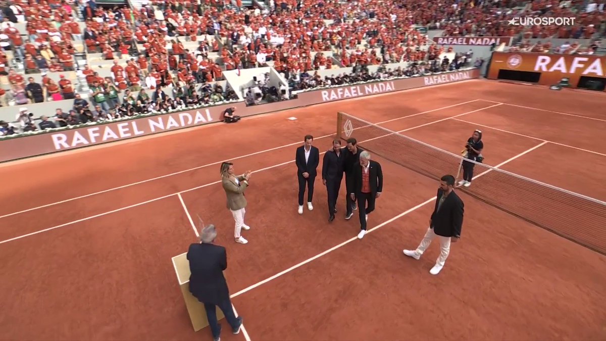 La muestra de una historia y un legado imborrable 🇪🇸 La huella de Rafa Nadal estará para siempre en la Philippe Chatrier #RGMax | #RGEurosport