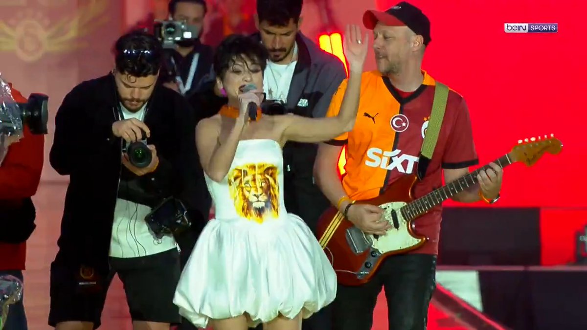 Aydilge'den ‘Hayat şaşırtır’ performansı
