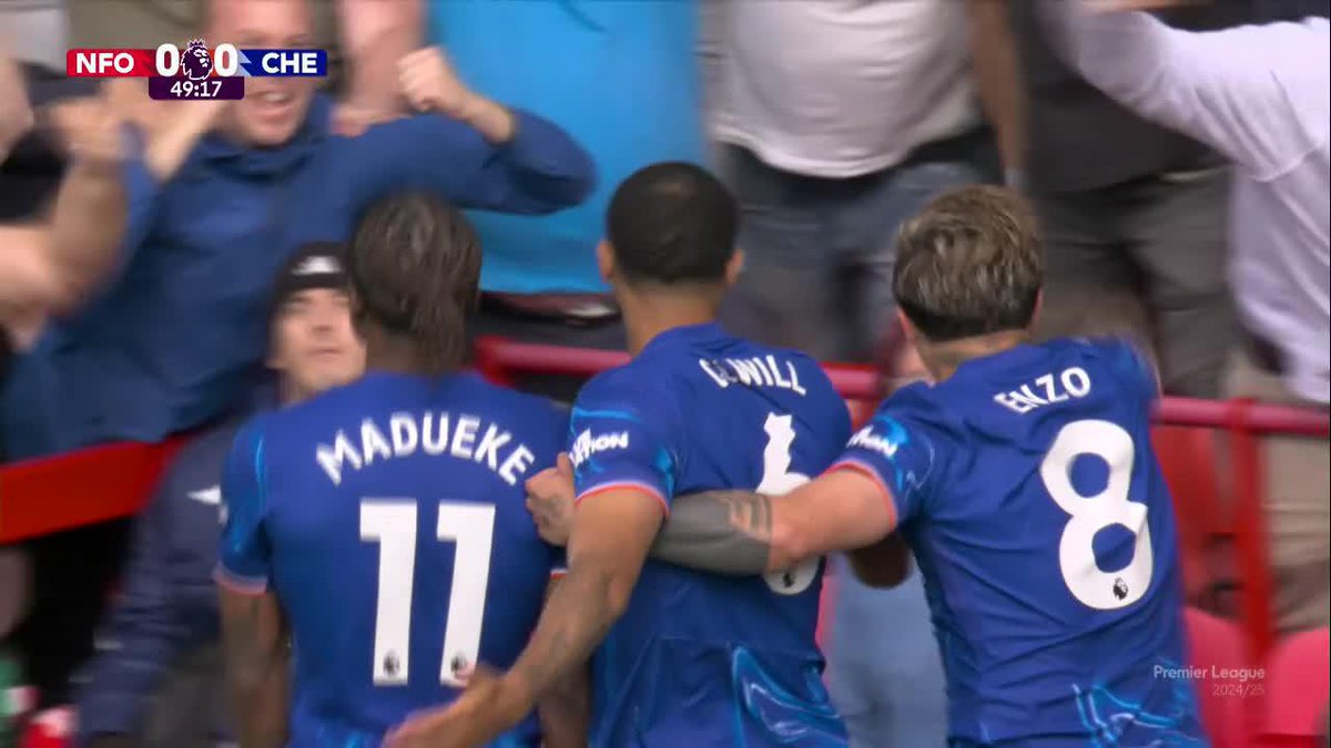 "Chelsea" Porque venció por 1-0 al Nottingham Forest en el cierre de la Premier League. Todo muy lindo pero cuando tuvieron que ganar para pelear el título se cagaron, a ver si no la pechean en la Conference League los londinenses pelotudos.