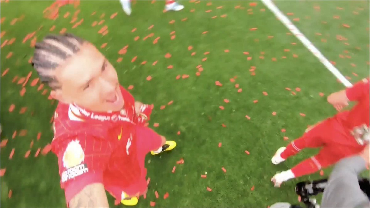 Step inside the Liverpool trophy celebrations with Luis Diaz, Curtis Jones and Darwin Nunez! 🤳