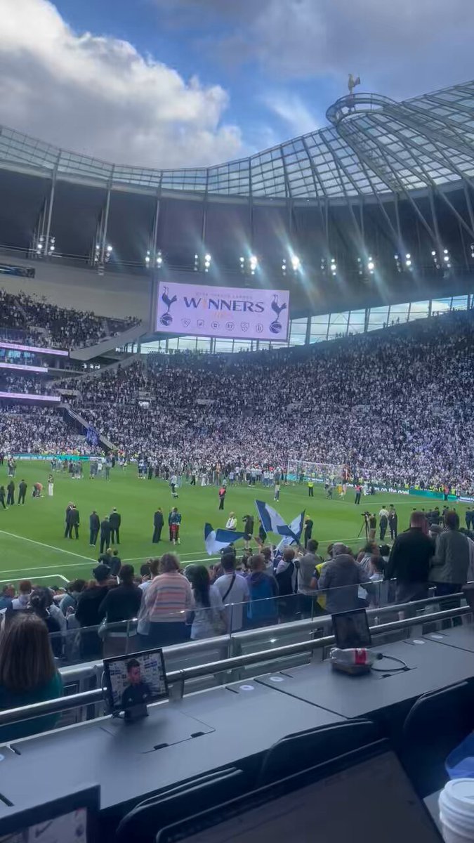 Tottenham fans clearly signalling they want Ange Postecoglou to stay after chanting his name for several minutes. Jay Harris 🤍🎶