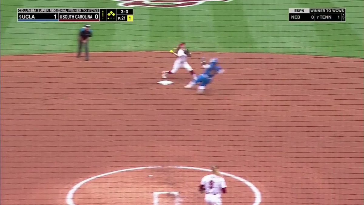 Check out that South Carolina Softball defense 😮💨 #RoadToWCWS x 🎥 ESPN2