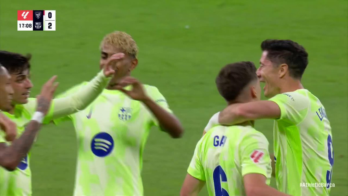 TWO GOALS IN FOUR MINUTES! LEWANDOWSKI IS MAKING A PUSH FOR THE PICHICHI!
