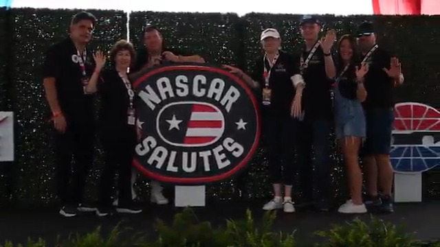 #GoldStarFamilies were honored today at the #CocaCola600 as senior leaders took time with the families of those who have lost a loved one in service to our nation. We stand with you and will never forget the legacy of your loved ones.