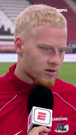 Mexx Meerdink kijkt veel naar beelden van zijn voorbeeld Robin van Persie 🤩