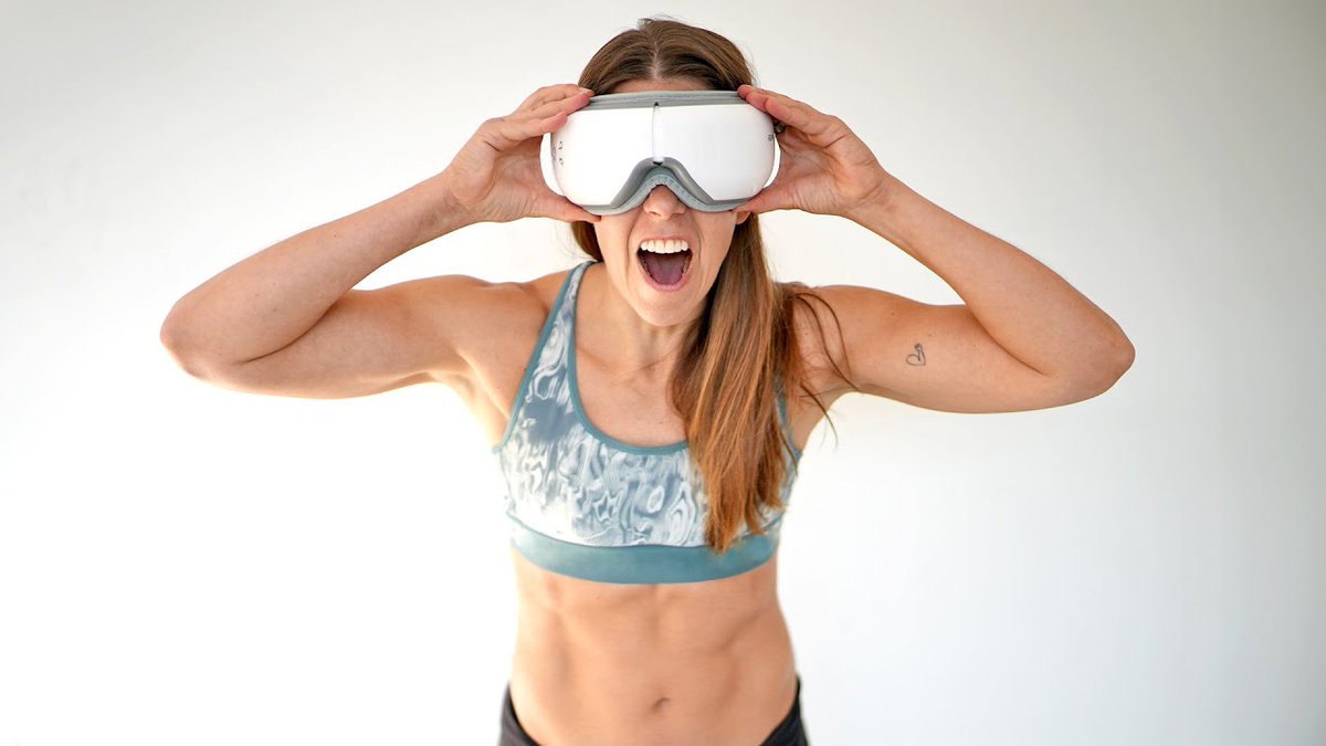 Testing why everyone’s talking about this eye massager 👀