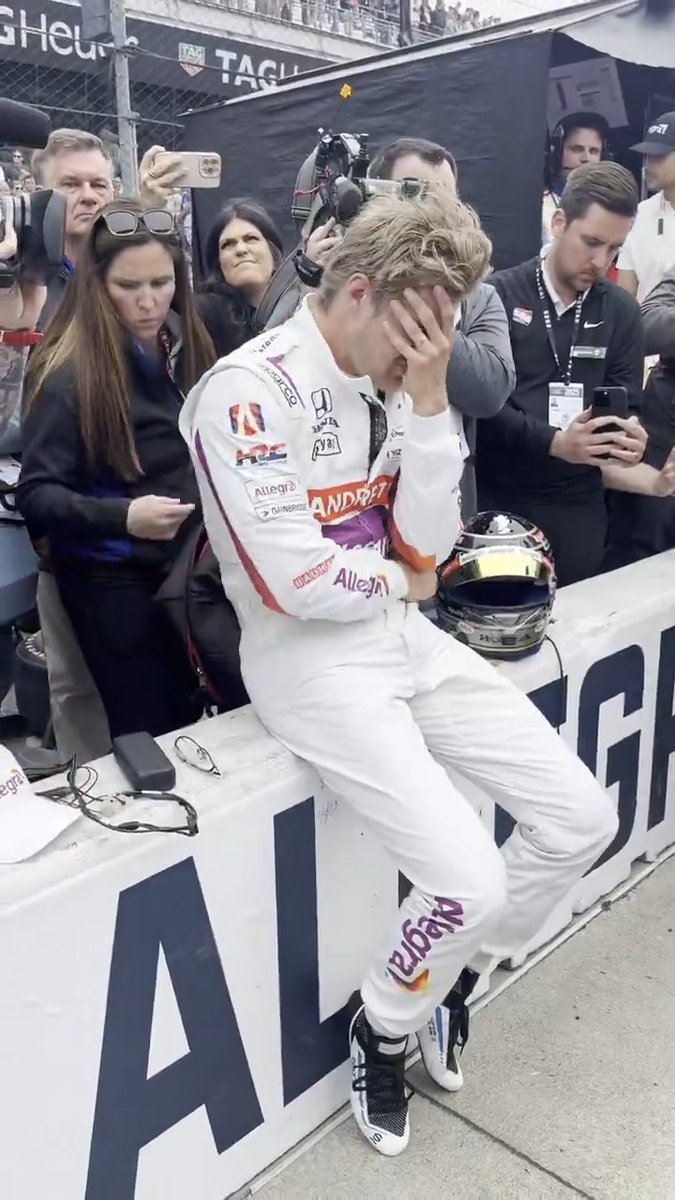 Keep your head up, Marcus Ericsson. You left it all on the track today. #Indy500
